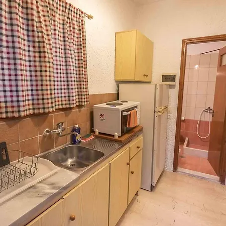 Corner ゴウヴィア