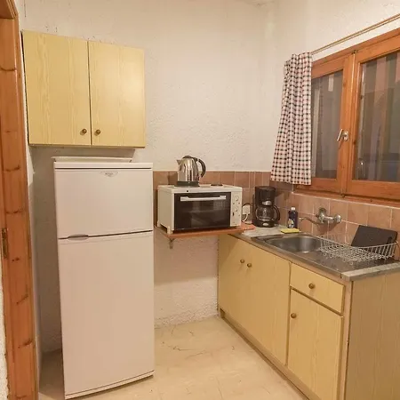 Ξενοδοχείο με διαμερίσματα Corner