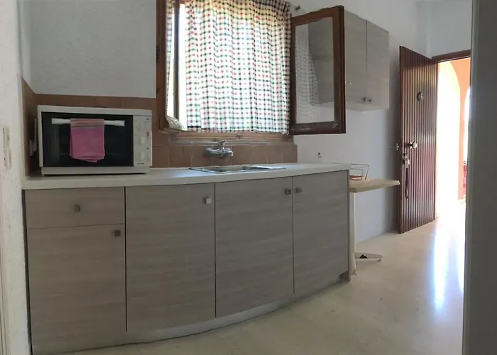 Corner Ξενοδοχείο με διαμερίσματα 4*